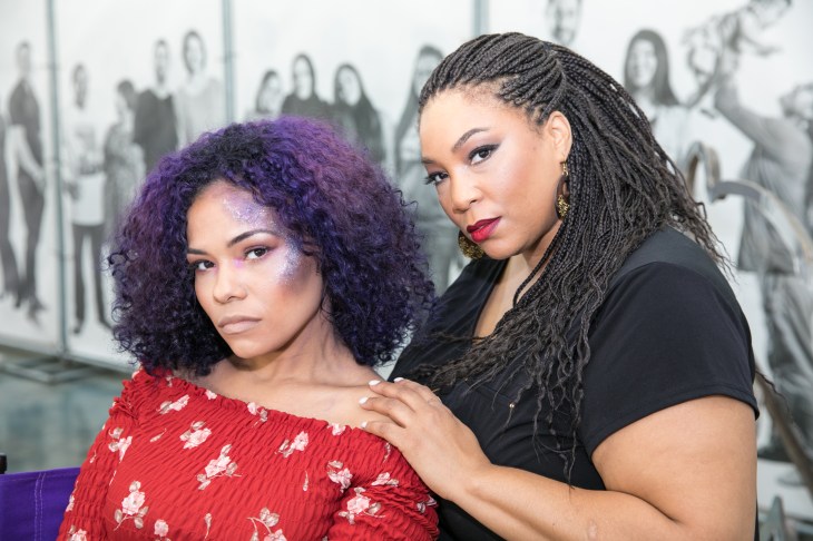 87407561-66D4-4144-B6FA-47ADA07F2BF0